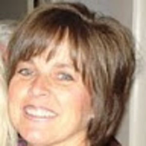 Meet your Posher, Debi